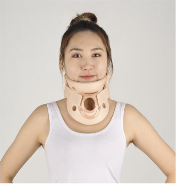 RIGID CERVICAL COLLAR